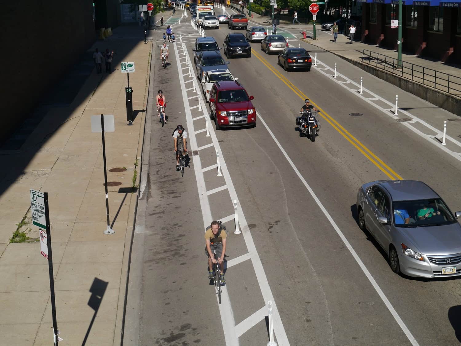 protected bicycle lanes