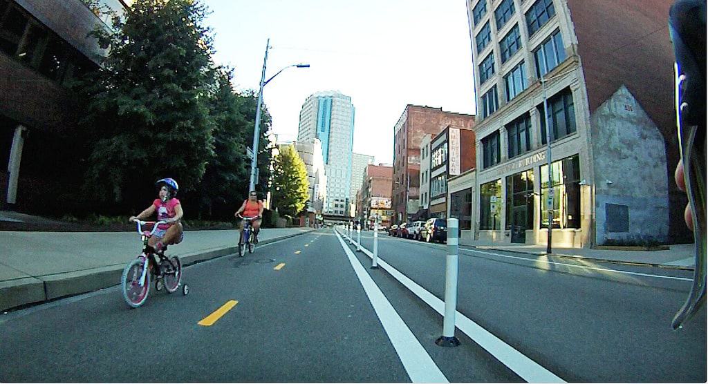 penn ave bike lane training wheels