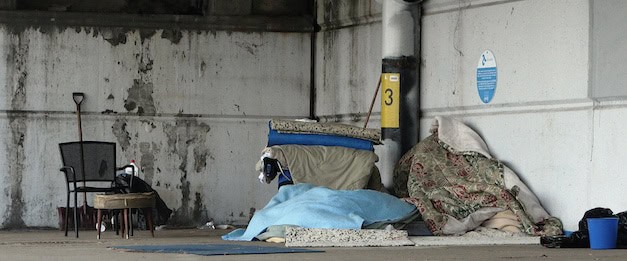 A homeless home below Fort Duquesnt Blvd. Photo by Ben Yokitis