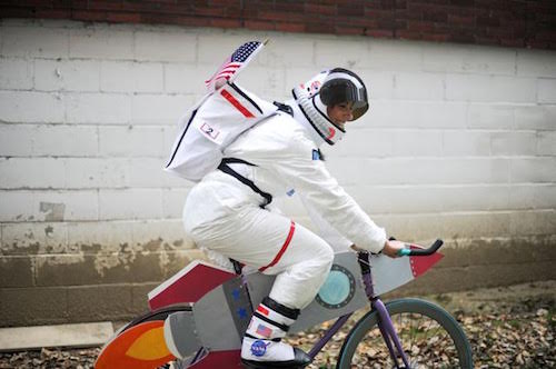 bike costume astronaut