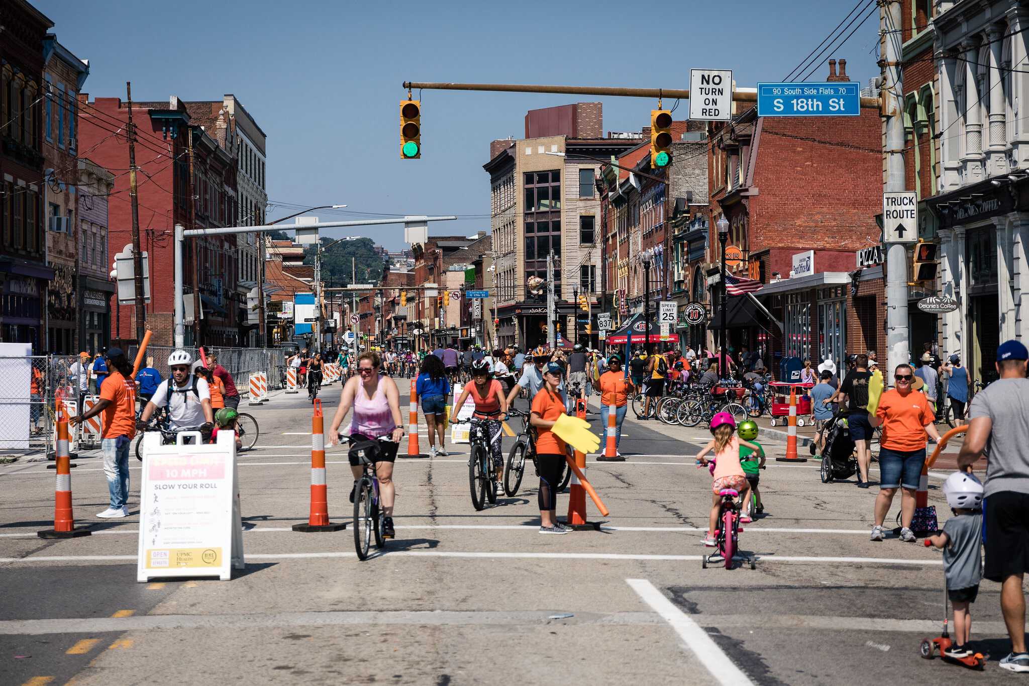 OpenStreetsPGH takes over Downtown and South Side 5/29/22 LaptrinhX