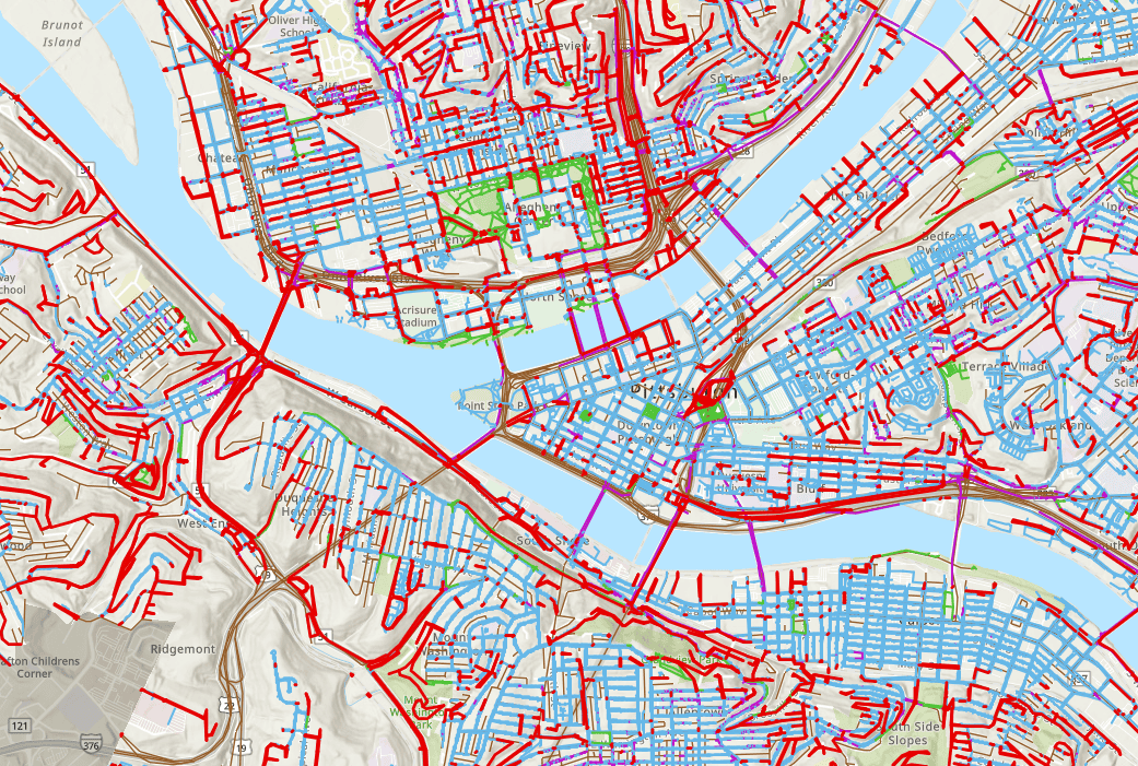 This map shows sidewalk gaps in a part of the City of Pittsburgh.