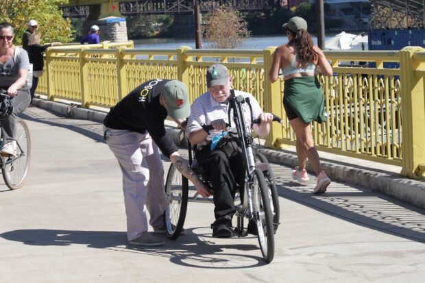 At Allegheny Landing, community members joined Access Mob Pittsburgh and Age-Friendly Greater Pittsburgh to try out POGOH adaptive cycling. Open to people of all abilities and experience levels, the event offered a chance to experience how adaptive bikes can expand opportunities for recreation, mobility, and connection. It was a gorgeous day of learning and accessible biking for people of all abilities!